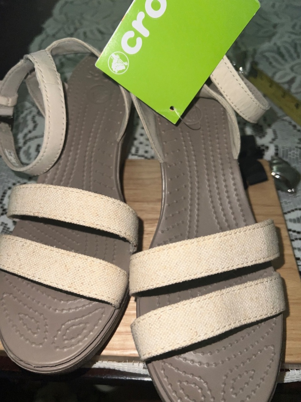 Womens Crocs Leigh II Ankle Strap Wedge Sandals Size 9 NWT - Picture 7 of 12